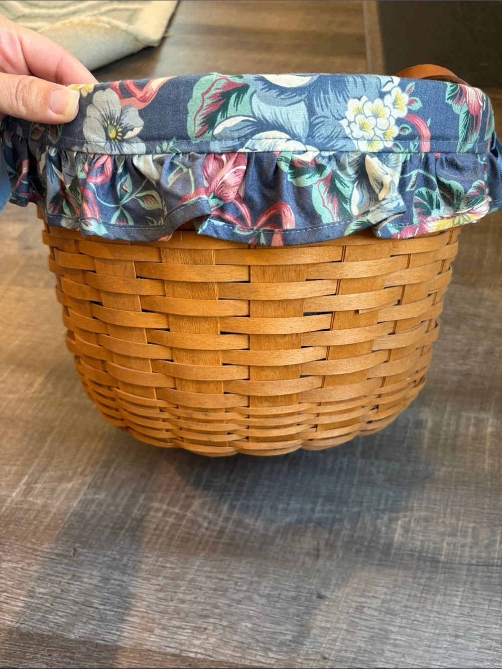 VTG Longaberger Corn Half Bushel Basket 13”W Leather Handles Fabric Liner